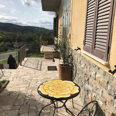 Casa Delle Rondini בית נופש *