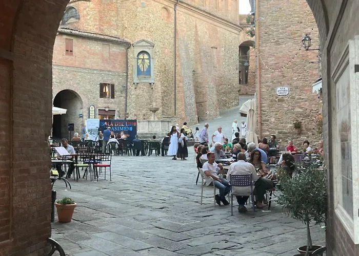 Casa Delle Rondini Casa de Férias *